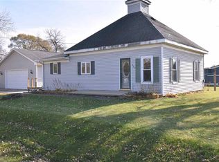 502 E Dubuque St, Quasqueton, IA 52326