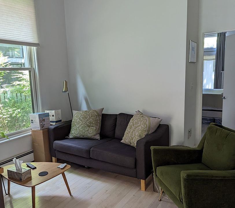1st image of 338 Harvard St APT 3