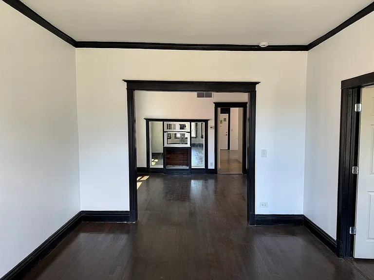 6522 S Paulina St #2 — Photo 4