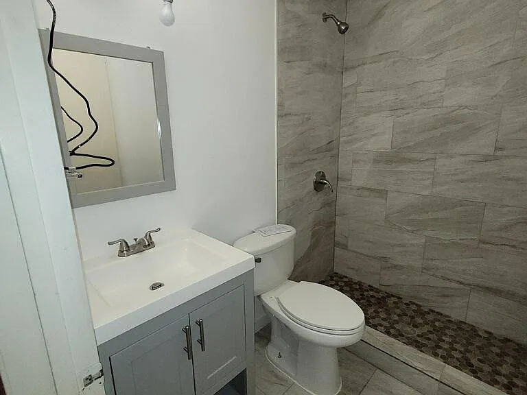 10606 Emnora Ln — Photo 18