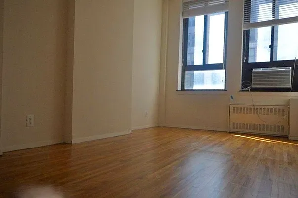 Rented by REAL New York | media 16