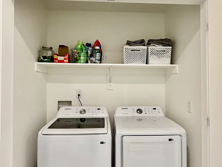 693 S 950 W — Photo 5