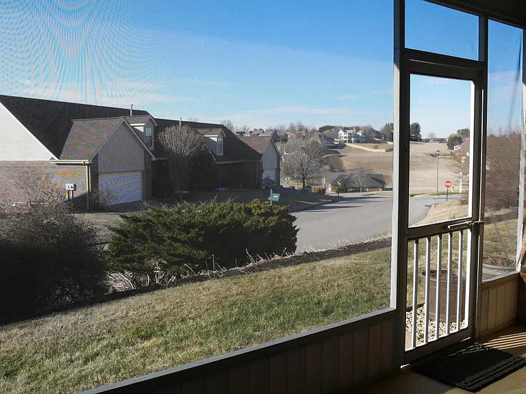 213 Winged Foot Dr — Photo 28