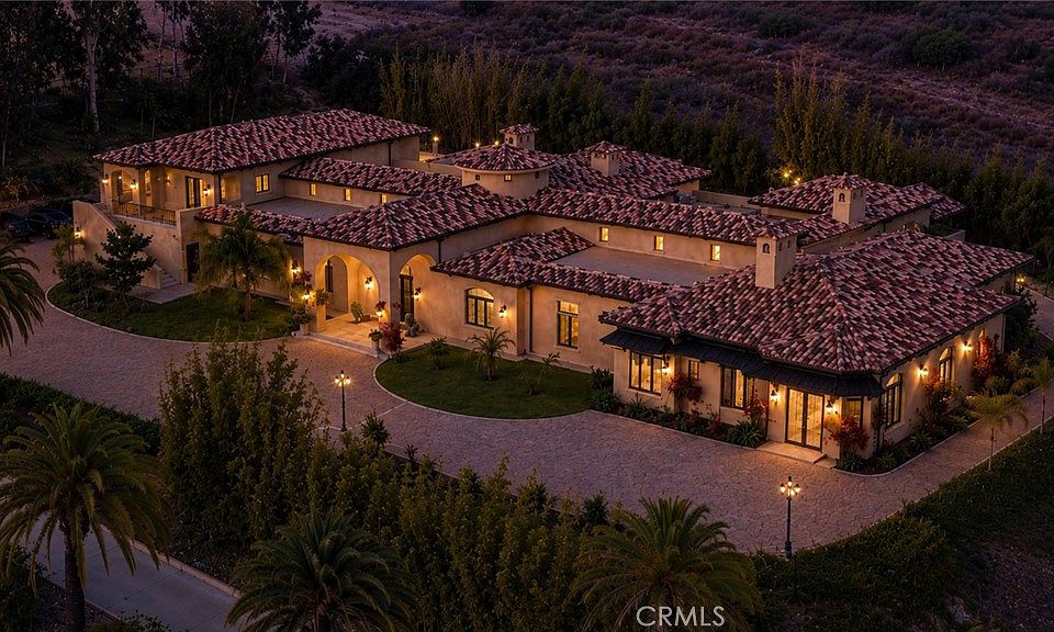 1st image of 6884 Poco Lago