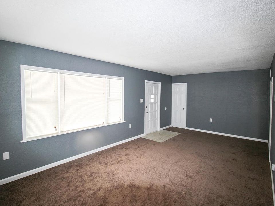 1st image of 15410 E 54th St