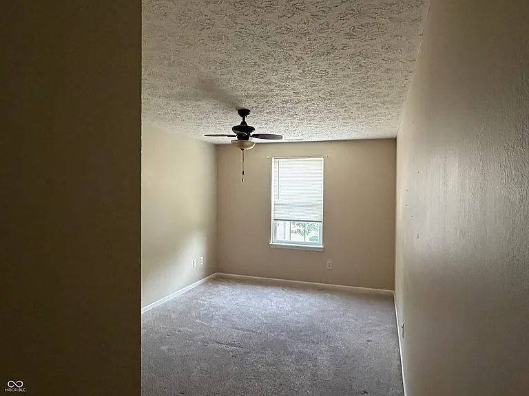 2424 Boyer Ln — Photo 32