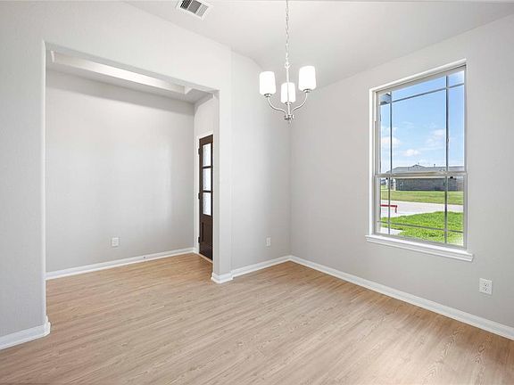 3rd image of 8324 Black Pearl Court