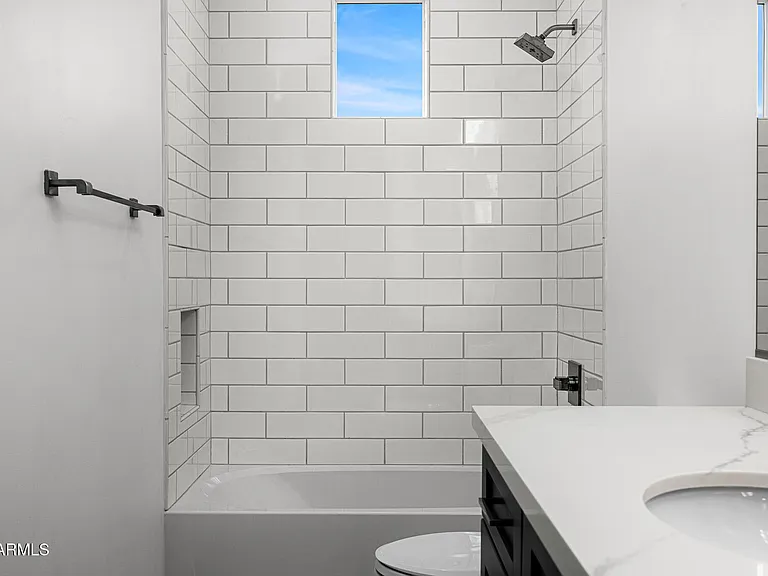 5534 E Alan Ln — Photo 25