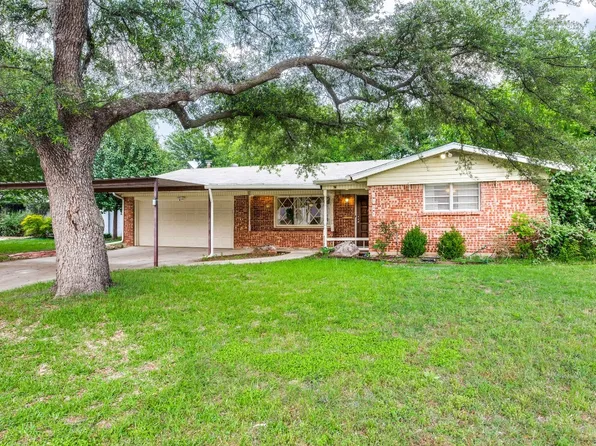 5621 Trail Lake Dr, Fort Worth, TX 76133
