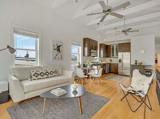 584 20th St #3, Brooklyn, NY 11218