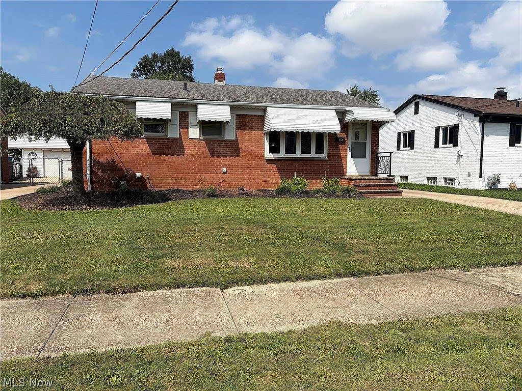 3 bed, 1617 sqft, $1,800 — Photo 1