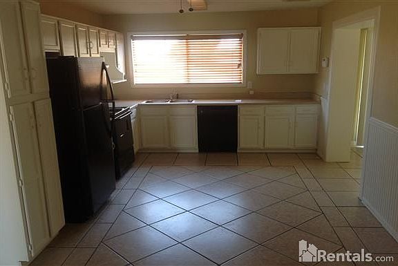 4th image of 5161 W Columbine Dr
