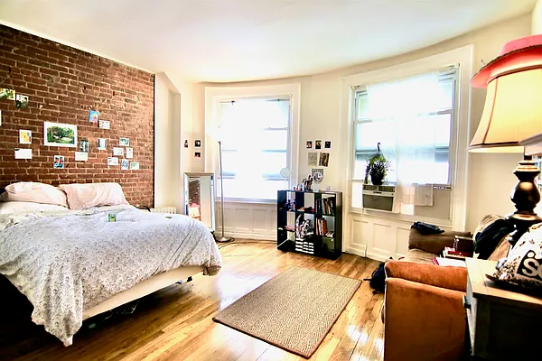 Rented by JK Dansar Corp | media 18