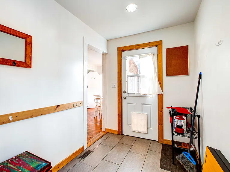 506 N Fairview St — Photo 19