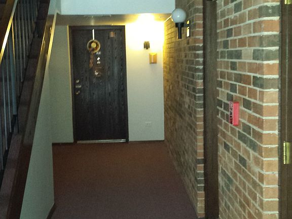 4th image of 5525 Cromwell Ln APT G2