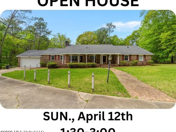 2 Village Ln, Hattiesburg, MS 39402