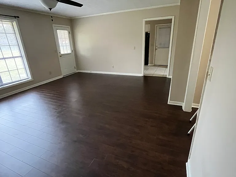 226 Justin Cir — Photo 8