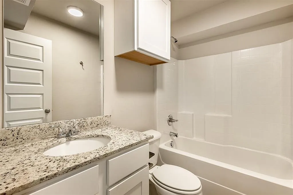 19 North Howard Street - 1 — Photo 1