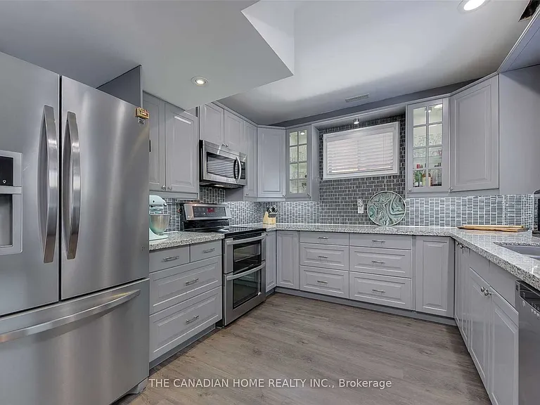 18 Silvercreek Cres #BSMNT — Photo 7