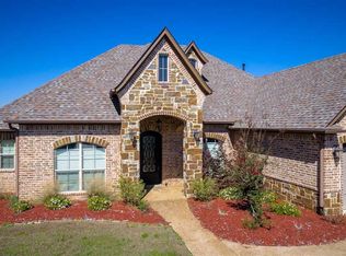 109 New Braunfels Ln, Hallsville, TX 75650
