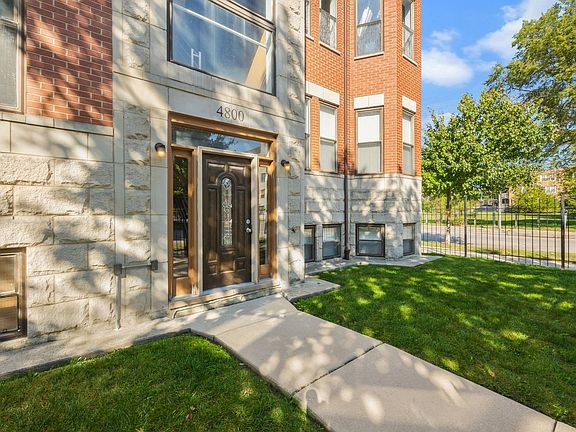3rd image of 4800 S Saint Lawrence Ave #3S