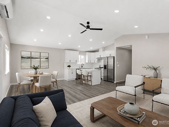 4th image of 1010 Macfarlane Street