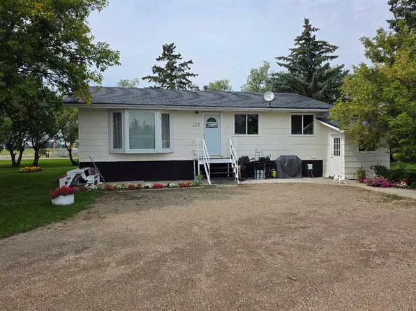 222 2nd Ave E, Hanna, AB T0J 1P0