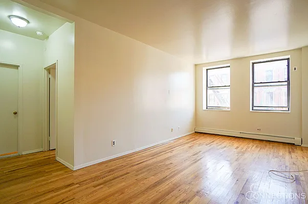 Rented by City Connections Realty | media 28