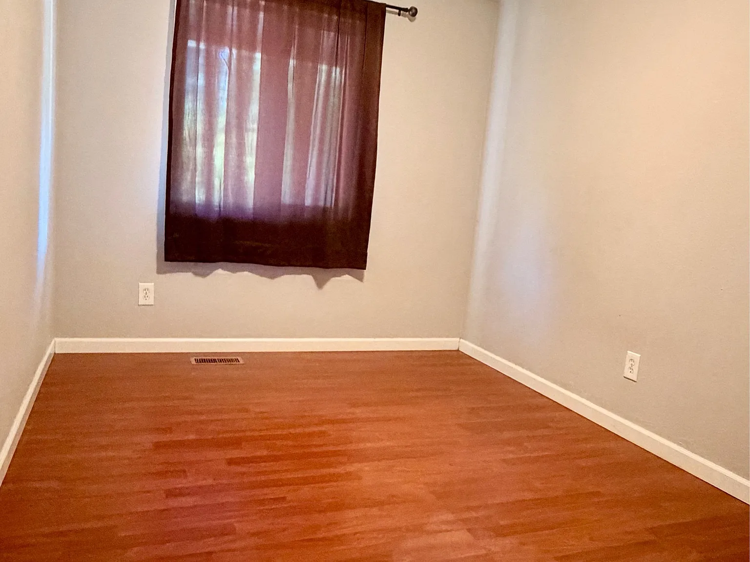 16811 Southeast Francis Street - 1 — Photo 3