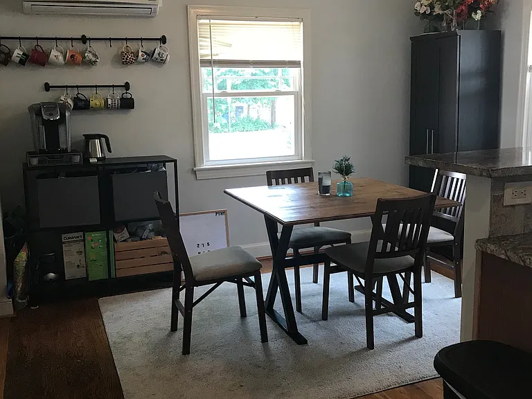 631 N Oakland St — Photo 9