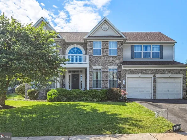 355 Greenfield St, Manchester, PA 17345