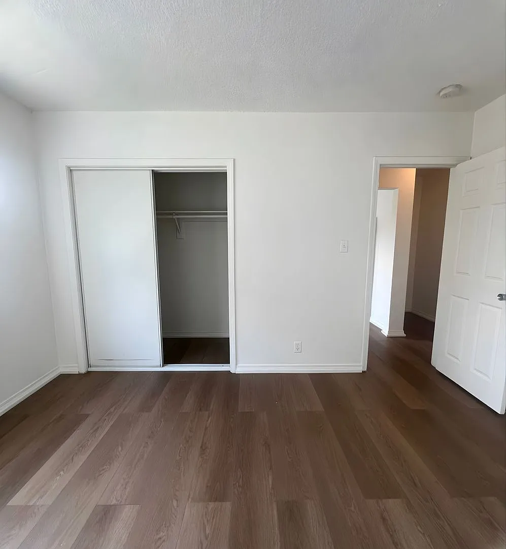 2 bed, 1.0 bath, 900 sqft, $2,450 — Photo 4