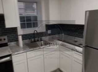 148 Buffinton St #1R, Fall River, MA 02721