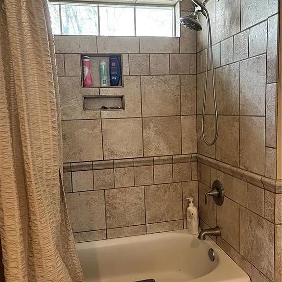 157 Lions Gate Rd — Photo 4