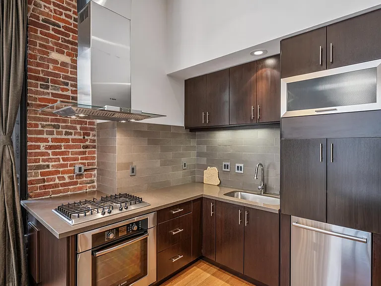 16 Jessie St #405 — Photo 16