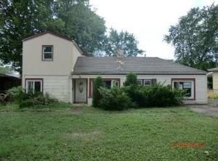 1210 S Washington St, Wheaton, IL 60189