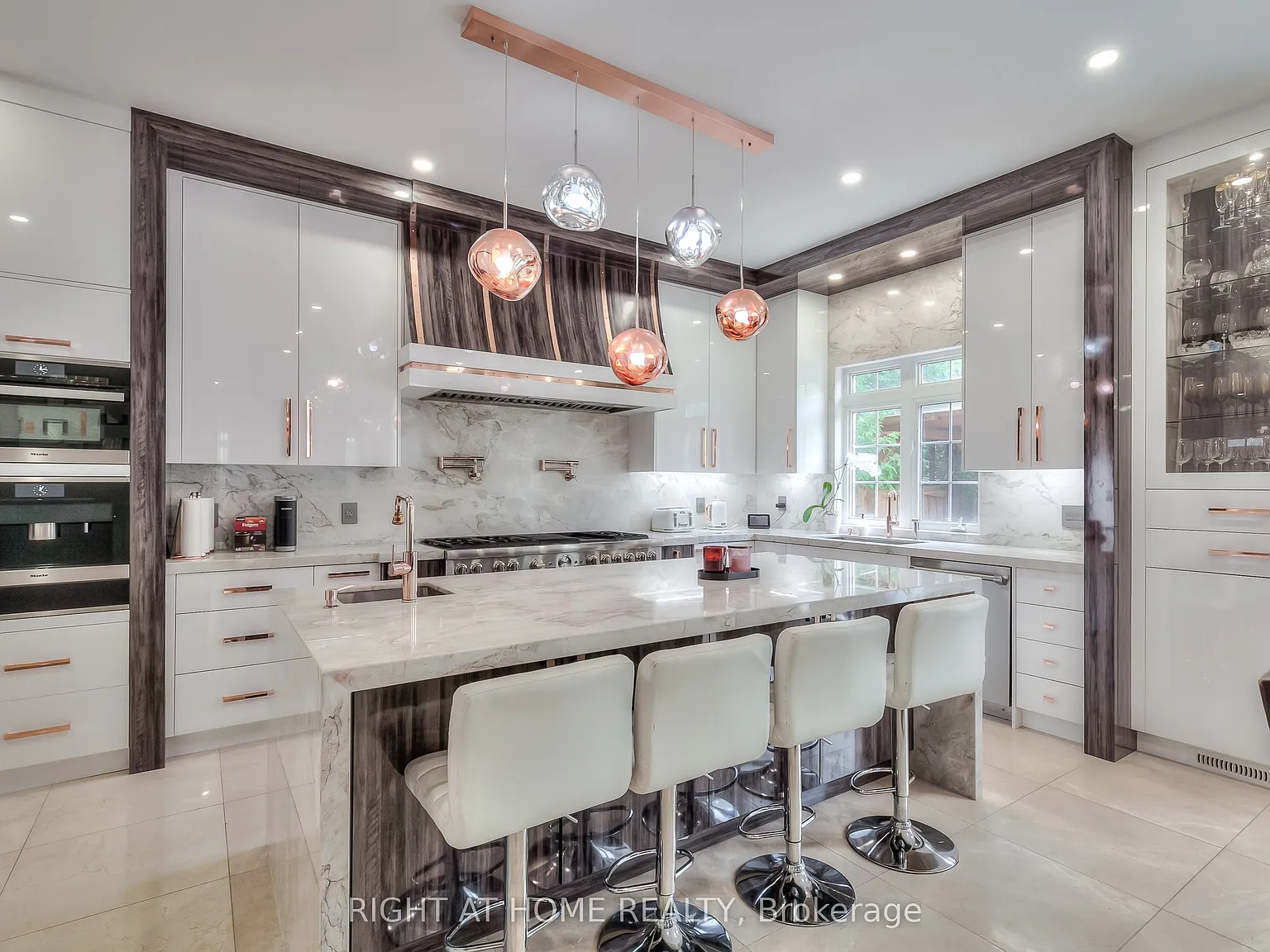 5 bed, $8,000 — Photo 4