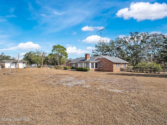 3rd image of 5520 S Pine Tree Point