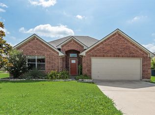1147 Serendipity Cir, Sanger, TX 76266