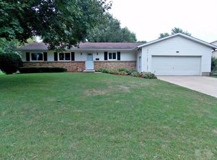 1014 Ratcliffe Dr, Marshalltown, IA 50158