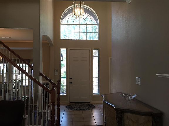 4th image of 1808 Falcon Dr