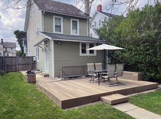 820 Race St, Catasauqua, PA 18032