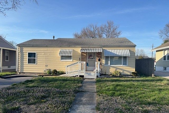 2nd image of 2117 Lynch Ave