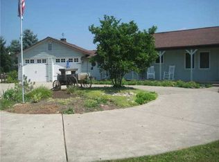 14044 Old State Line Rd, Swanton, OH 43558