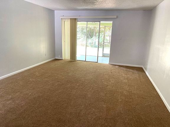 4th image of 7368 Balboa Dr