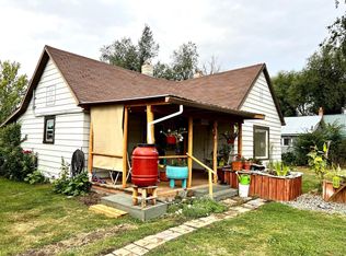 405 Dean St, Endicott, WA 99125