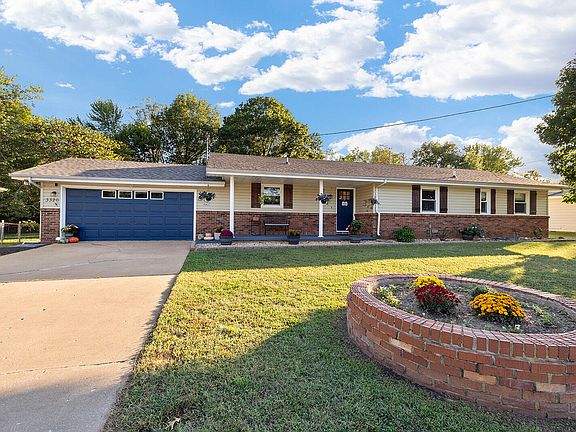 2nd image of 3326 E Independence Street