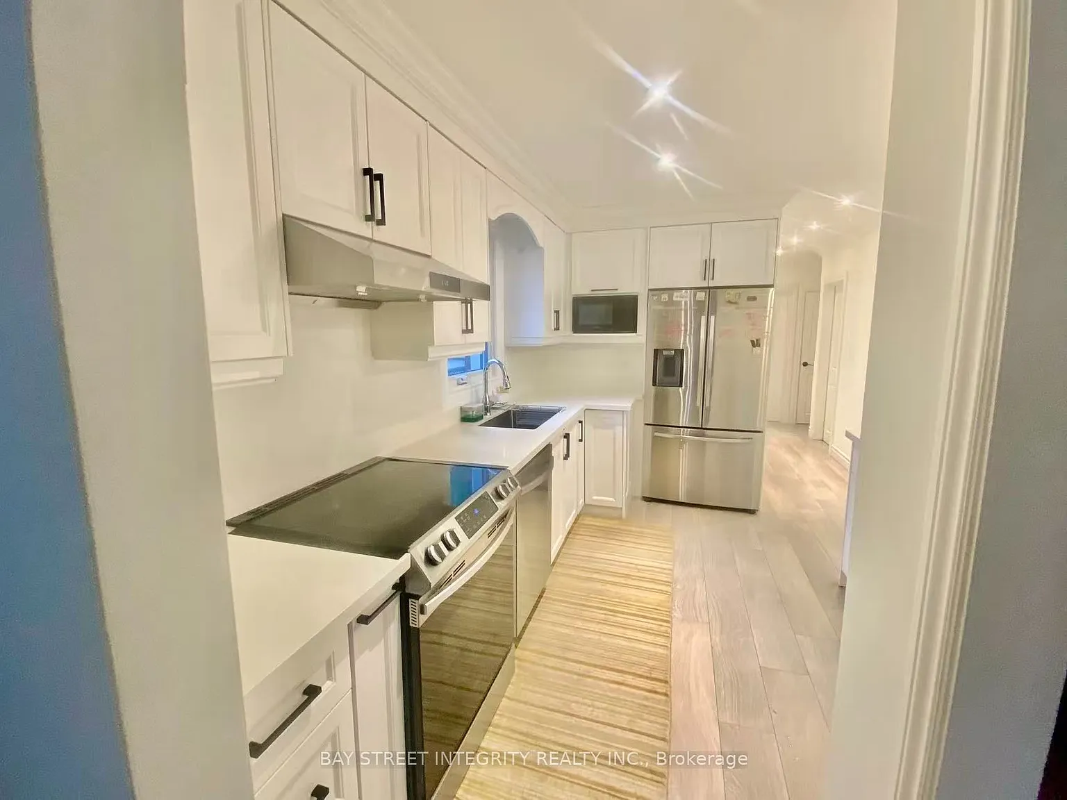 3 bed, $2,700 — Photo 3