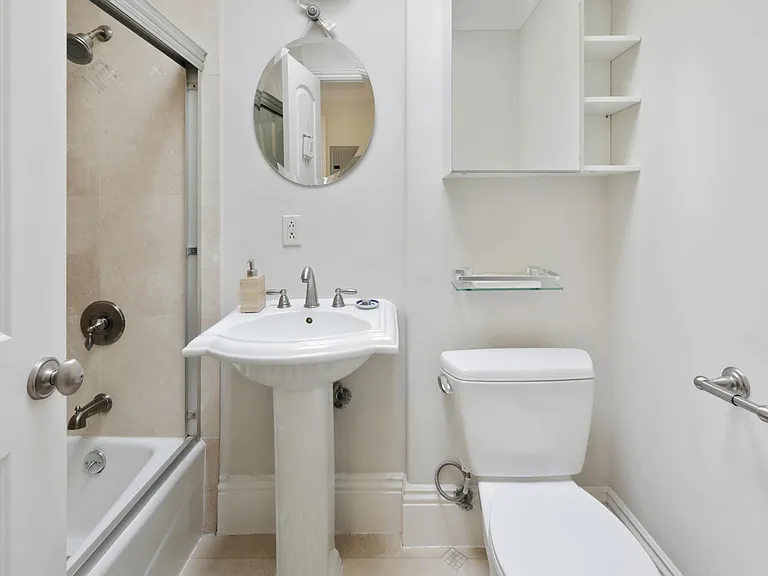 198 Dolores St #4 — Photo 9