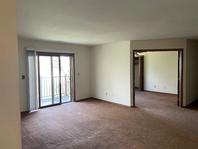 1168 Lowell Dr — Photo 5